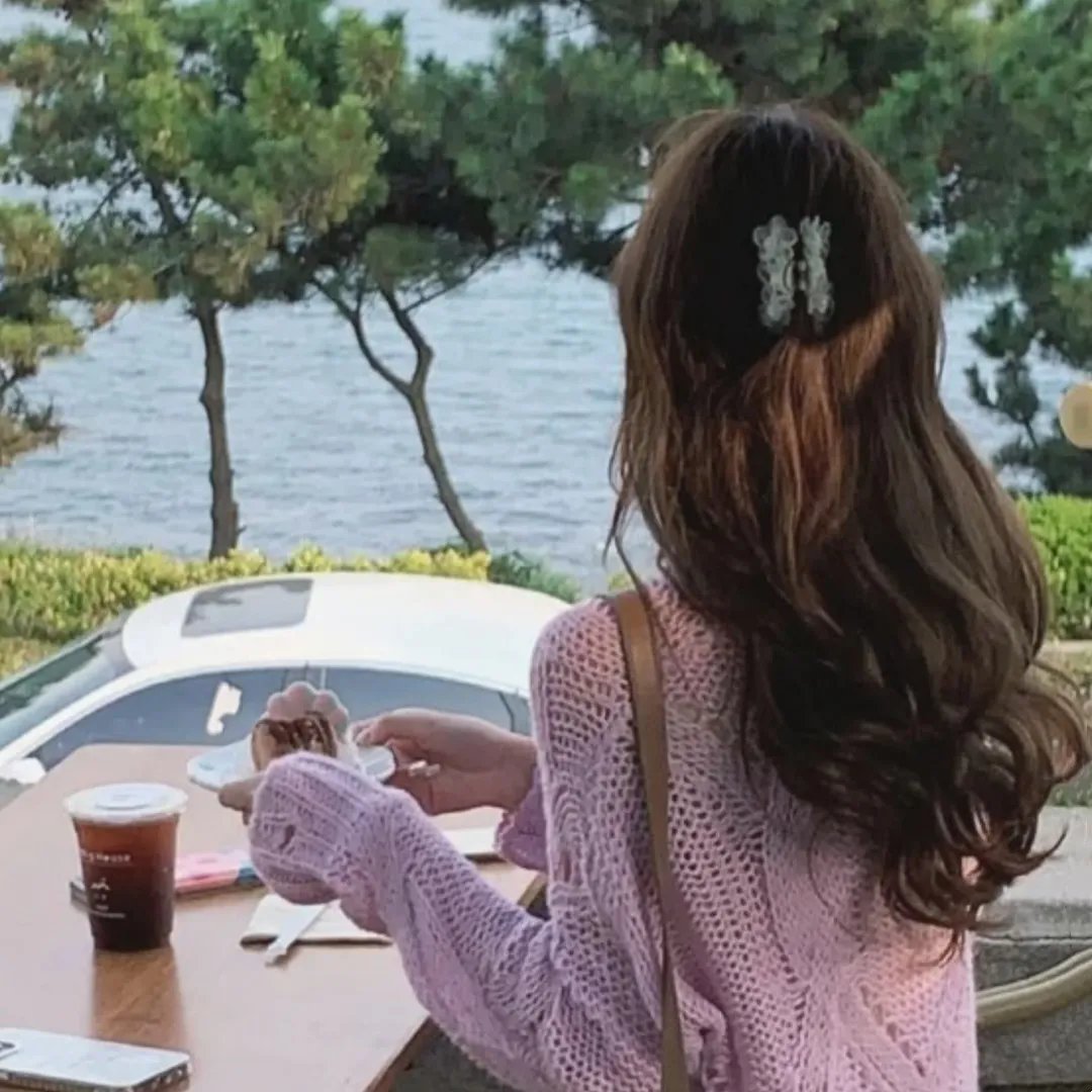 默默的我，不默默的我们